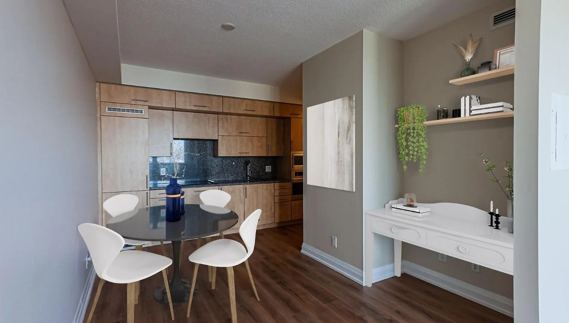 Delta Suites - North York Toronto